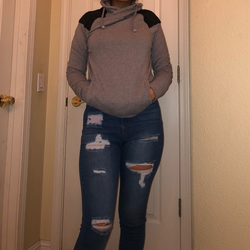 Grey sweater